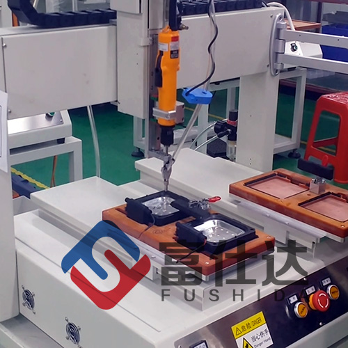 車(chē)燈鎖螺絲